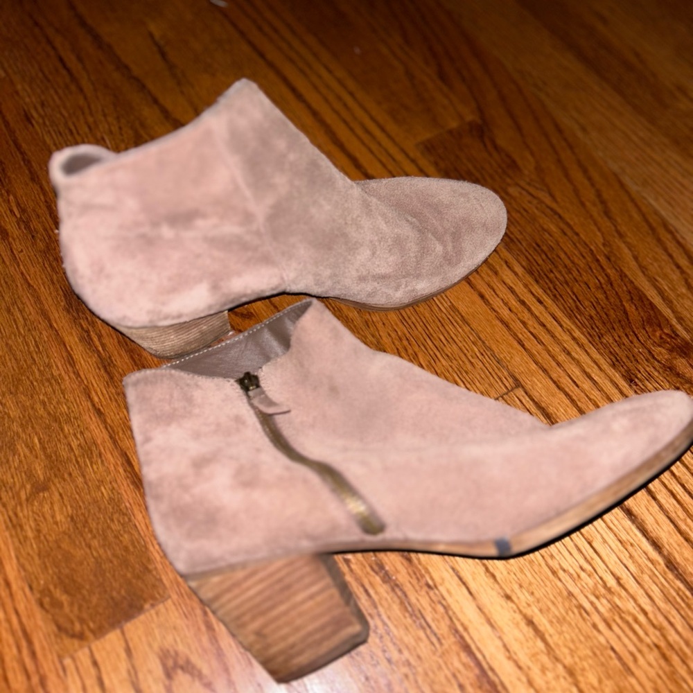 Women’s booties